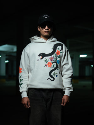 BE WHITE – VENOM HOODIE