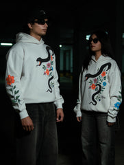 BE WHITE – VENOM HOODIE